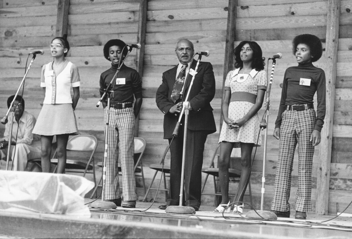 The Machen Family Singers
