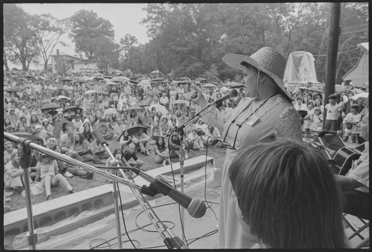 Ola Belle Reed and Family Performs to a Wet Crowd